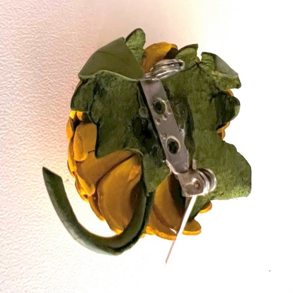 🇨🇦🎁 Vintage 1980s HandMade Leather Marigold Flower  Brooch | Canadian Artisan - Picture 2 of 11